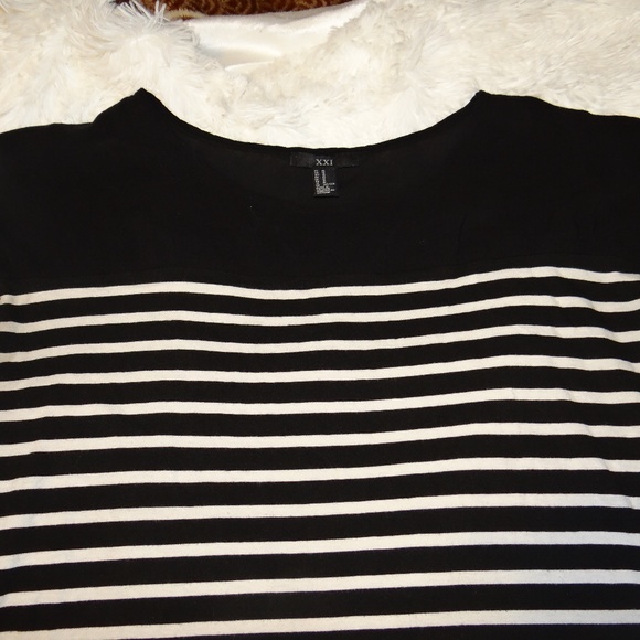 LAST CHANCEXXI sleeveless blouse - Picture 5 of 8